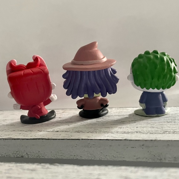 Nightmare before Christmas Disney Doorables Lock, Shock, & Barrel - Picture 2 of 9